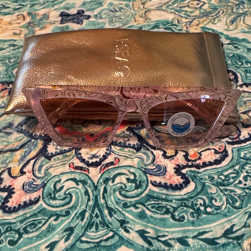 Chic Pink Sunglasses with Gold Case
